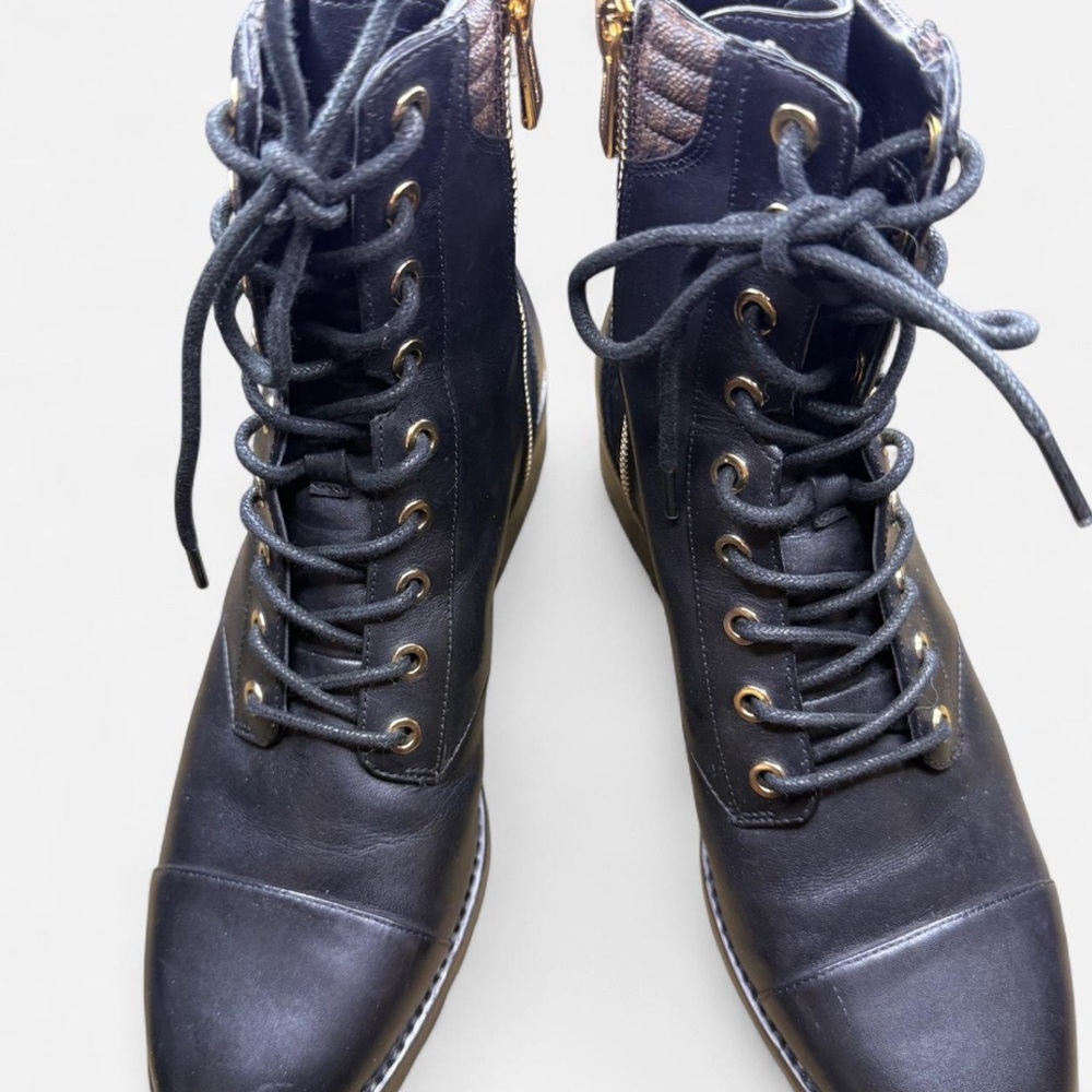 MICHAEL Michael Kors Bastien Black Leather Combat Boots Like New Edgy Urban 10M - Picture 4 of 8